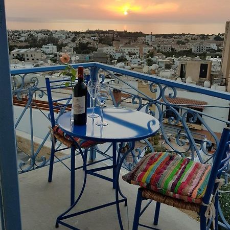 Town Apartment With Panoramic Seaview Paphos Exterior foto